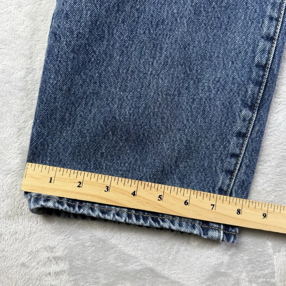 Levi's 501 Medium Wash Jeans Men's 34 x‎ 32 (actually 32x30) Casual Classic Blue